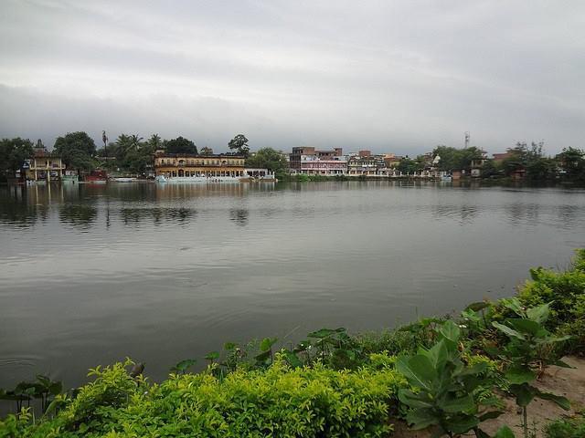 Augmenting Blue Land Uses: An adaptation approach for Climate Change in Urban Areas